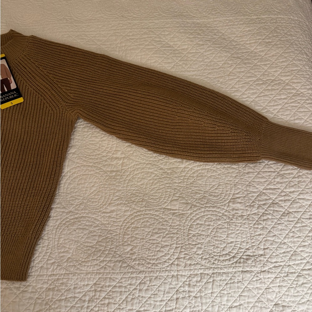 Banana Republic Grannycore Cardigan Sweater - Picture 4 of 9